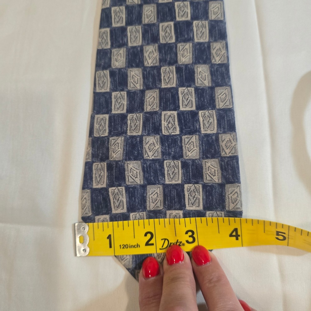 Van Heusen 417 Silk Necktie Blue Grey Checkerboard Business Formal - Picture 5 of 6